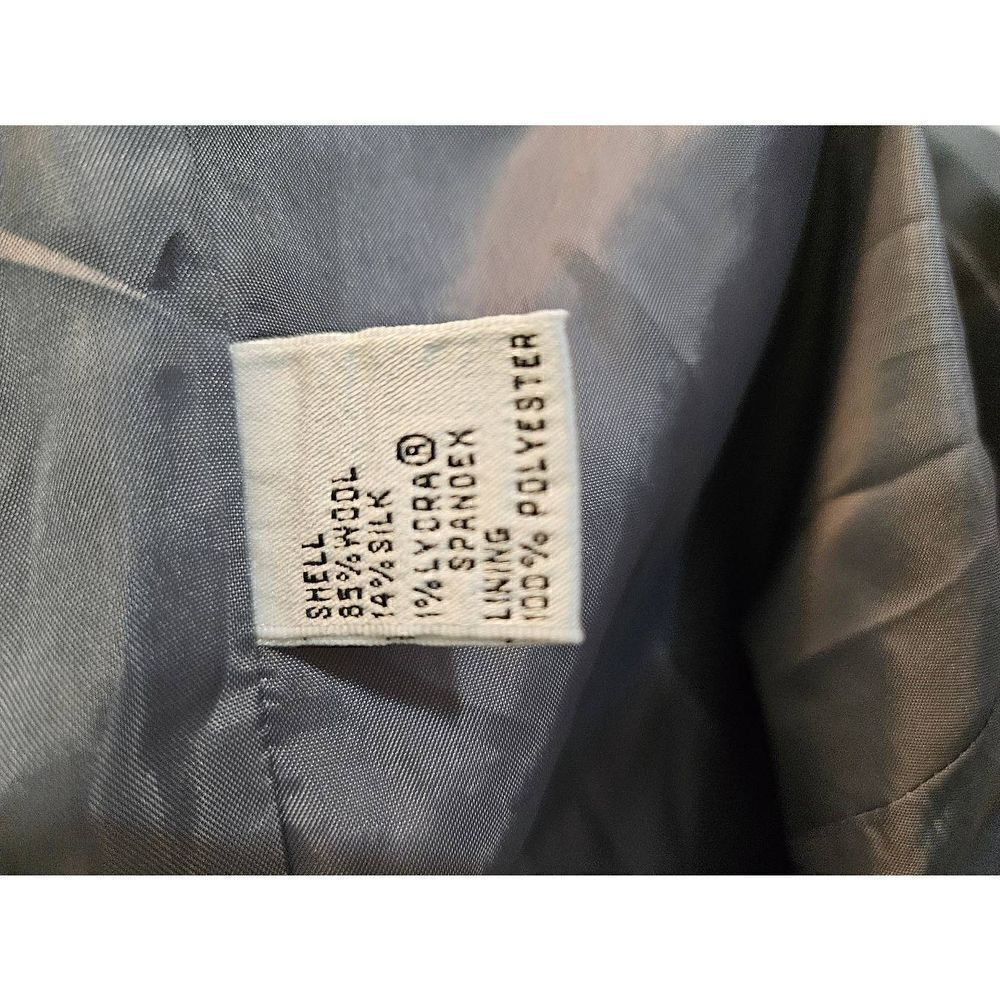 Talbots gray blazer. Size 6. - Picture 5 of 6